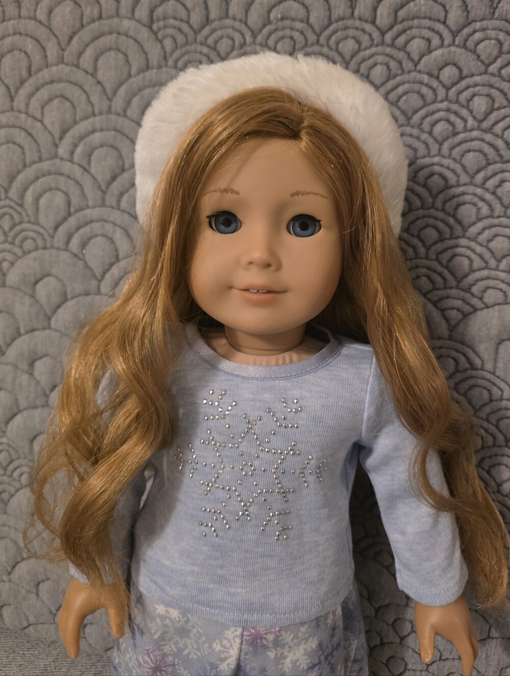 American Girl Truly Me JLY #33 Retired Doll & Let It Snow Retired Sleep Set